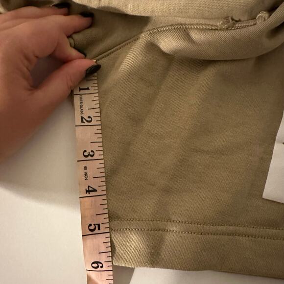 Nike Sportswear Puff Print Graphic French Terry Shorts NWT Size XXL Men's Tan - Picture 16 of 16